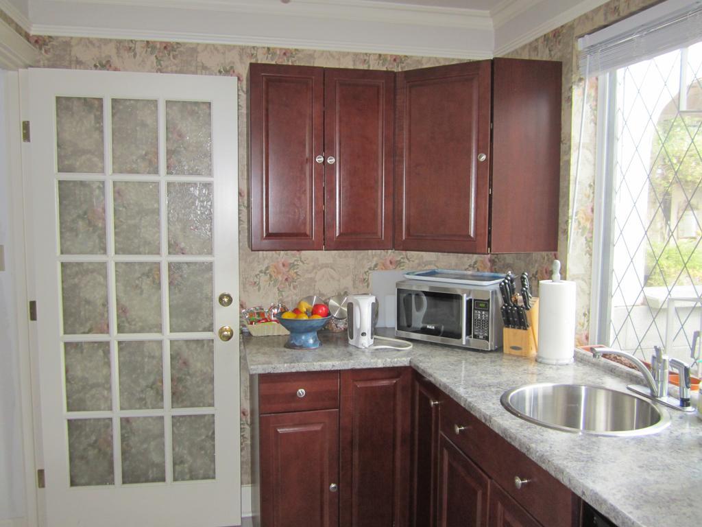 Heathergate Cottage And Suites Victoria Room photo